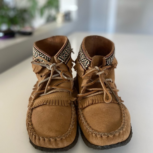 SoftMoc Moccasin Boots - Picture 7 of 7